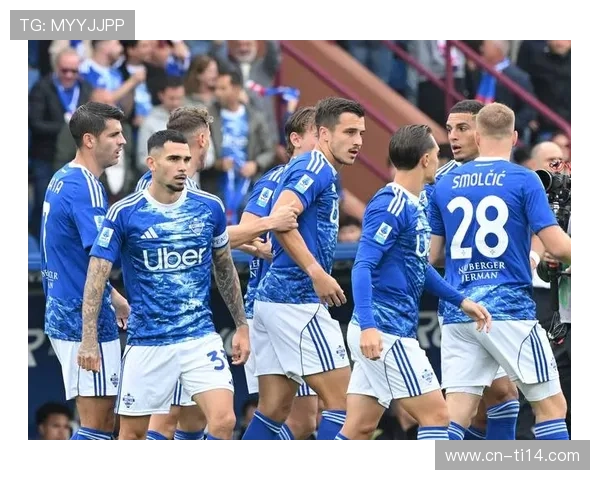 科莫成意甲黑马，防守稳固失球数联赛第二少。