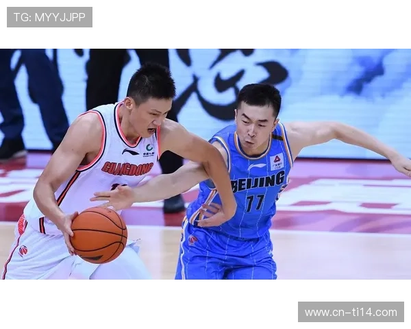 明尼苏达山猫加时险胜菲尼克斯水星，取得季后赛半决赛开门红