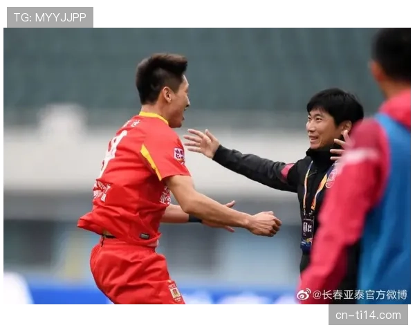 【2026年4月中超联赛·赛前·动态备战亚冠附加赛，上海海港在联赛中进行大范围阵容轮换