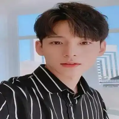 杨茜梧